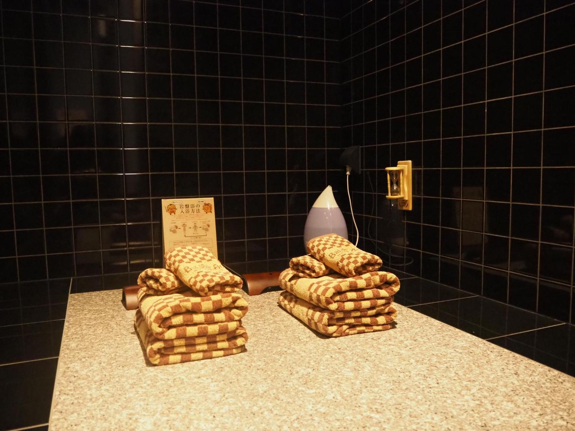 Hotel K6 Osaka Namba (Adults Only) Buitenkant foto